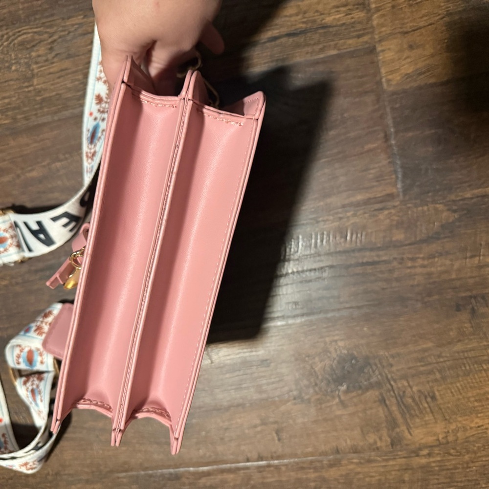Pink and Cream Boutique Purse - Picture 3 of 5